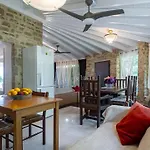 Maria Elena - Akti Elia Halkidiki Villa *