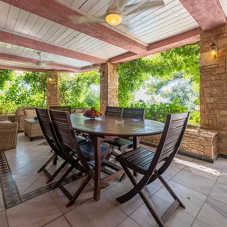 Villa Maria Elena - Akti Elia Halkidiki Lagomandra