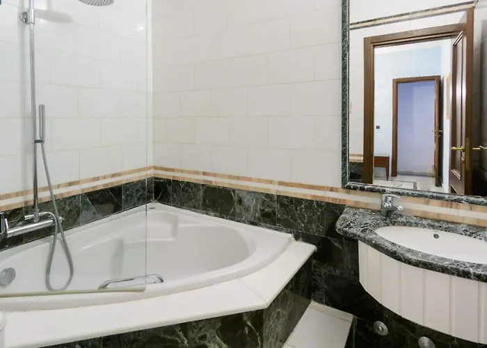 Maria Elena - Akti Elia Halkidiki * Lagomandra