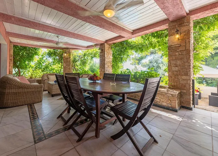 Villa Maria Elena - Akti Elia Halkidiki Lagomandra